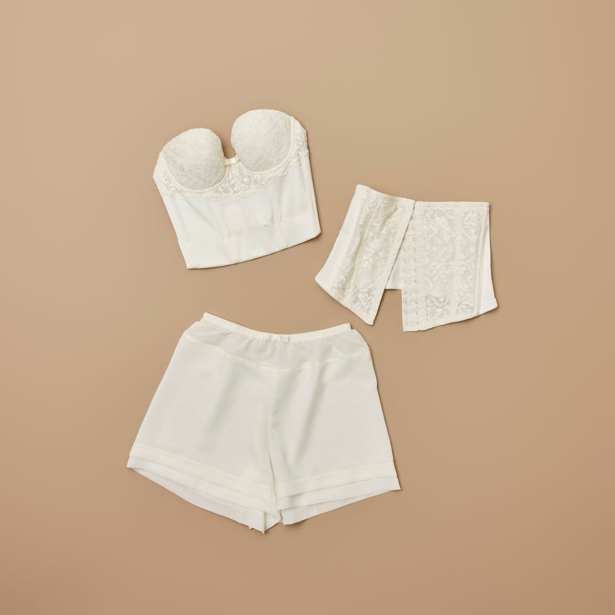 スプリング | L'ANGELIQUE（ランジェリーク ） | オフィシャル